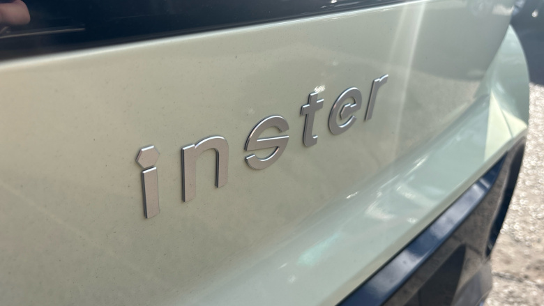 Hyundai INSTER 71kW 01 42kWh 5dr Auto Electric Hatchback